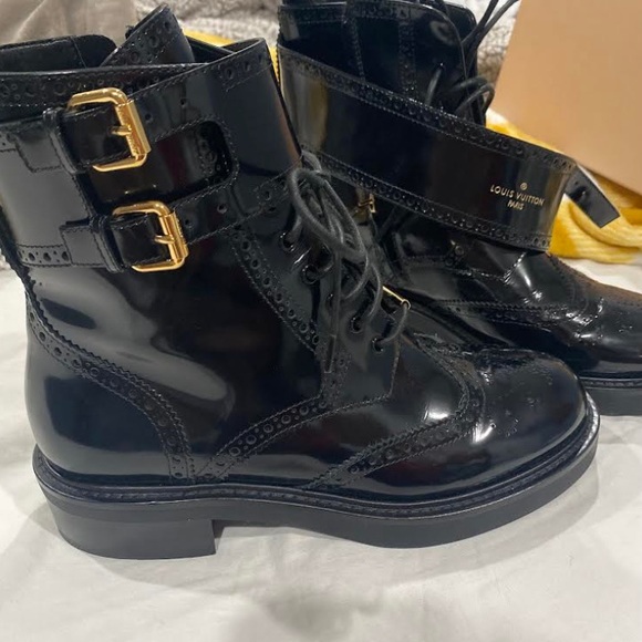 Louis Vuitton Boots. Perfect condition! - Picture 2 of 4